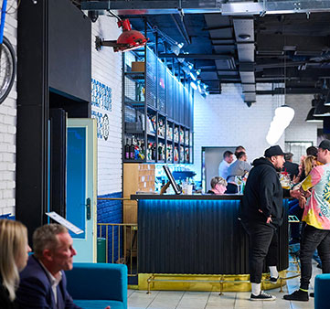 uspořádejte svoji akci